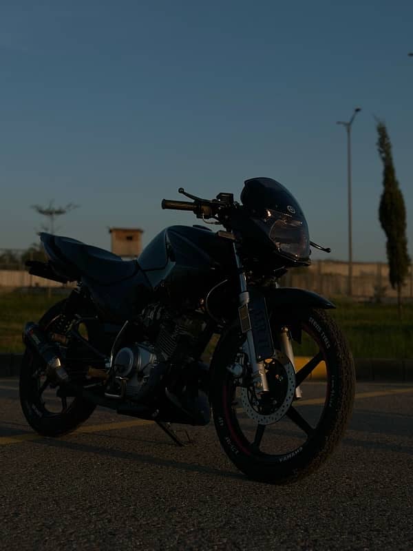 YAMAHA YBR 125 5