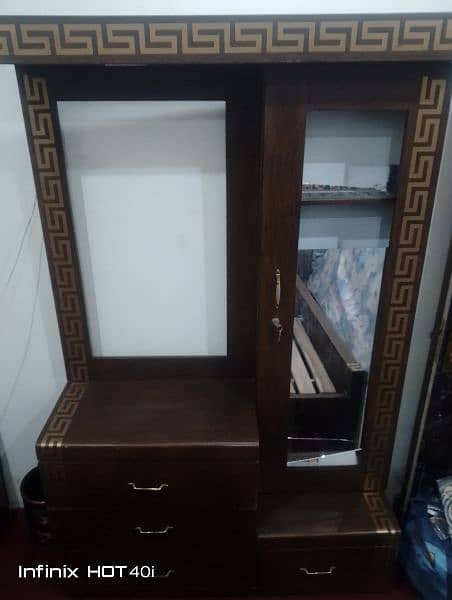 King size bed dressing show case wardrobe and side tables 4