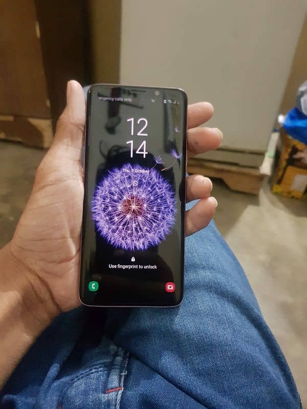 samsung s9 mint condition 0