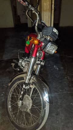 Road prince 70 cc bike 10/10 condition