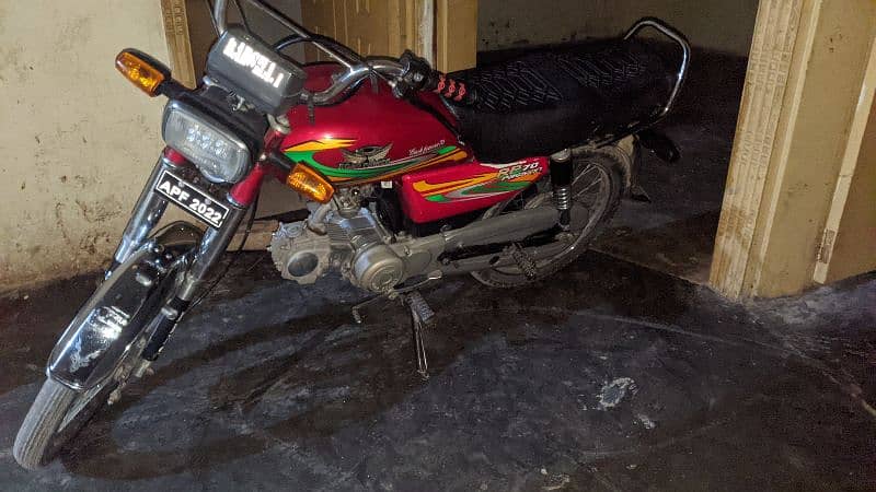 Road prince 70 cc bike 10/10 condition 1