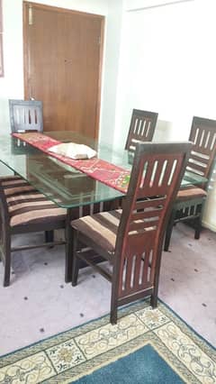 Dining table 6 seater 0