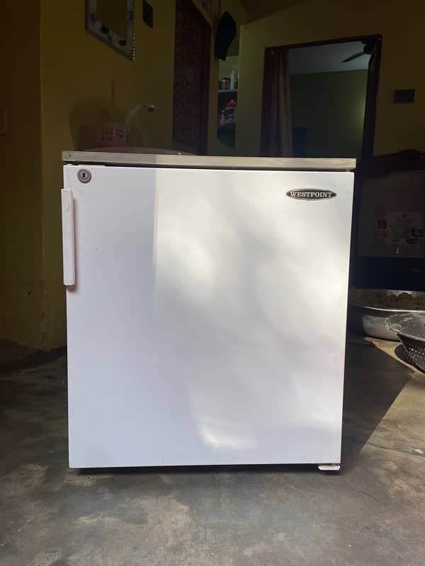 single door fridge 6