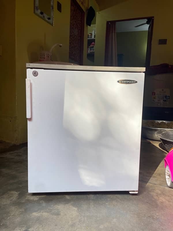 single door fridge 8