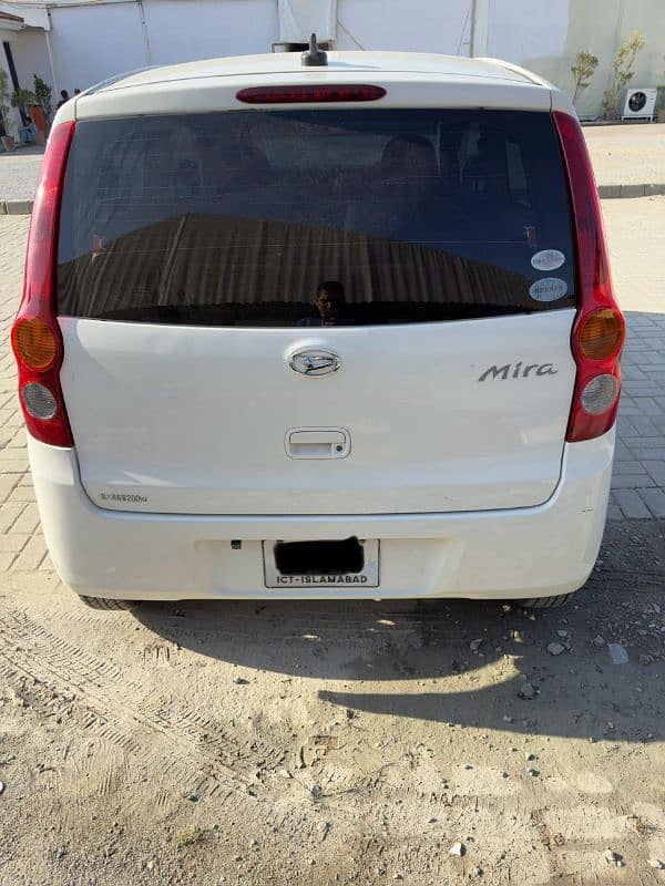 Daihatsu Mira 2011 1