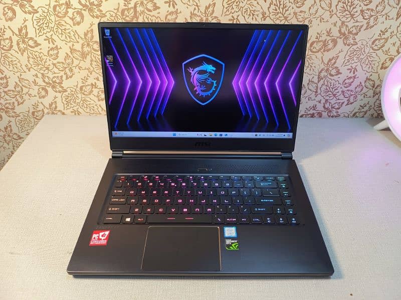 MSI Stealth gs65 thin i7-8750h Nvidia GTX 1070 8GB 5