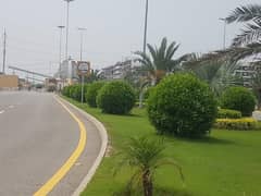 5 marla facing park plot E block park active developed block bahria orchard lahore