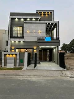 5 Marla Luxury House Available For Rent 0