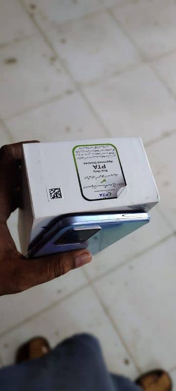 vivo Y33S. . . 8+4/128gb. . . box or mobile. . new condition 2