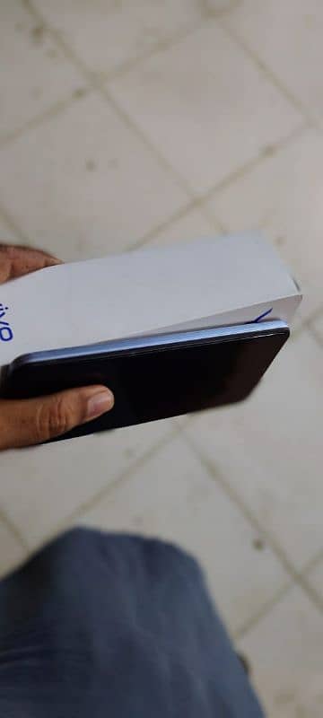 vivo Y33S. . . 8+4/128gb. . . box or mobile. . new condition 4