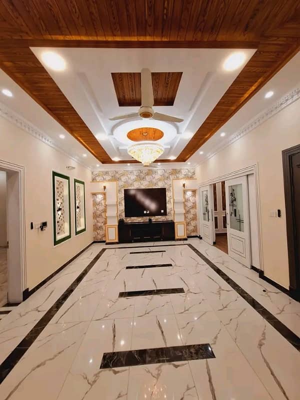 7 Marla Luxury House Available For Rent 16