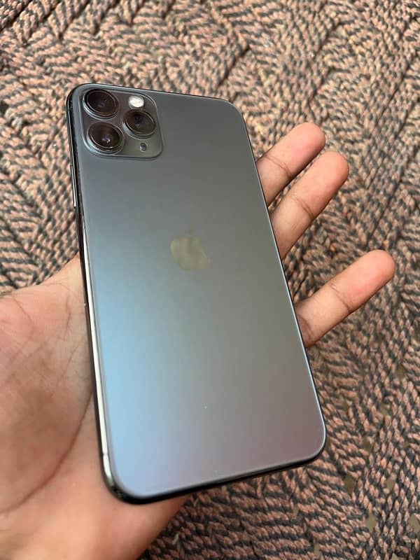 iphone 11pro max 64gb non pta favtory unlock whstapp:03414916334 0