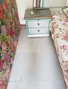 Deco Painted Bed Urgently for sale 0