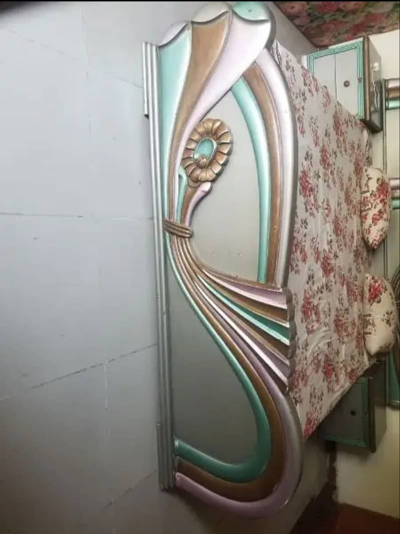 Deco Painted Bed Urgently for sale 3