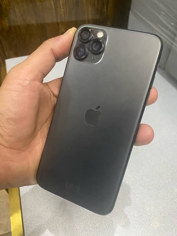 Iphone 11 Pro Max 256 Gb Both sims Pta Approved 3