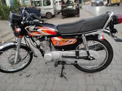 honda 125 model 2022 in lush condition