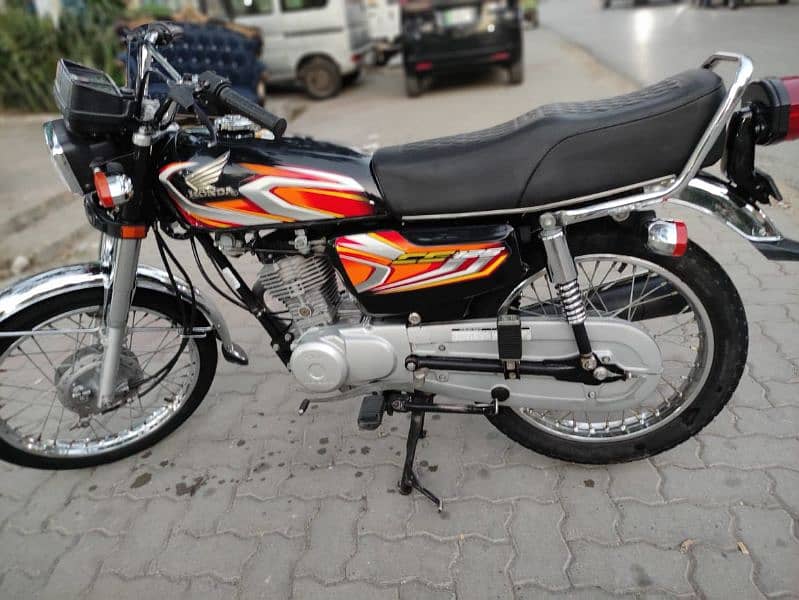 honda 125 model 2022 in lush condition 1