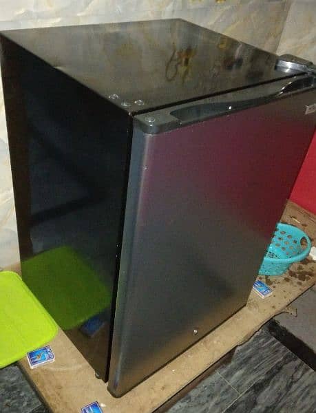 Room Fridge Excellent condition 4