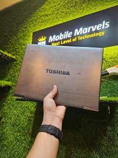 Toshiba Ultra Book i7 3rd Gen 8GB/256GB SSD Slim Laptop