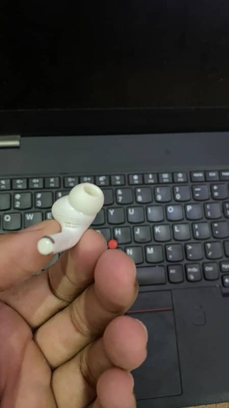 Airpods Pro 2nd generation 8