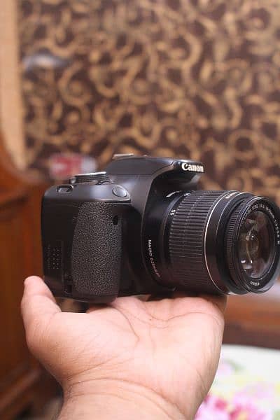 Canon 600d with 18/55mm lens 10/10 +++ lush condition 2