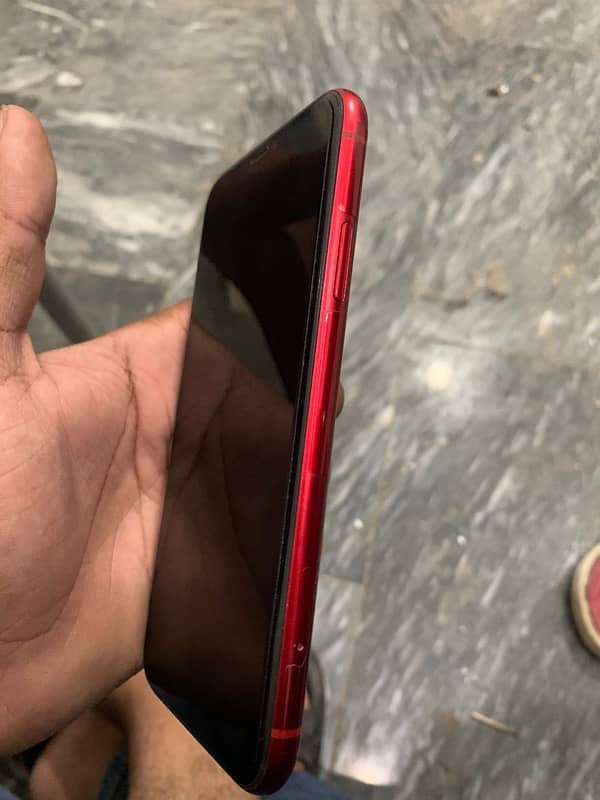 iphone xr 64 gb waterpack non pta 1