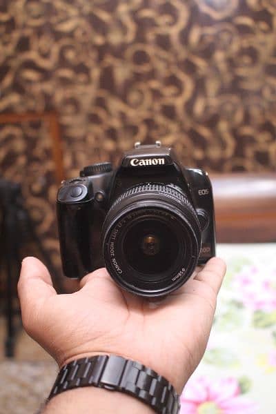 Canon 1000d with 18 55mm lens 6