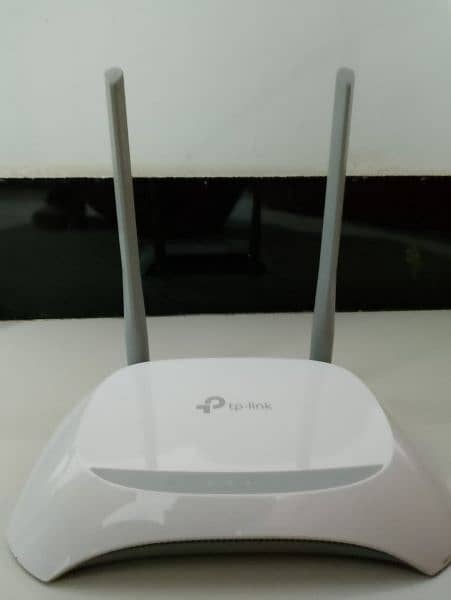 TP-LINK WI-FI ROUTER TL-WR840N 1