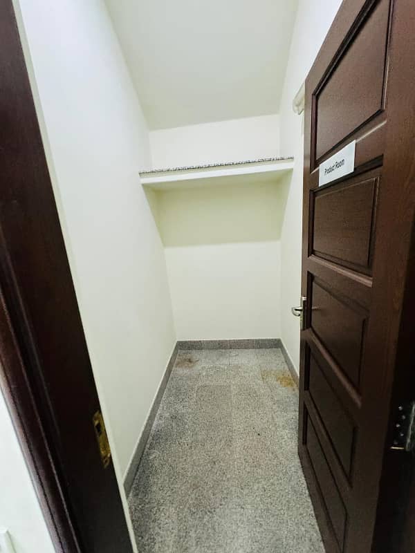 4 Marla floor for office available for rent in DHA Phase 1 2