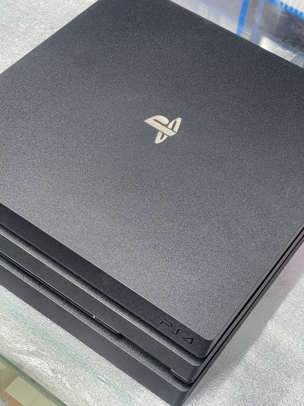 PS4 PRo 1Tb Just Like Brand New With Shop Warrenty 8