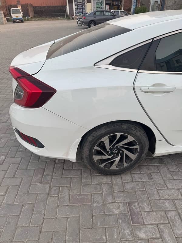 Honda Civic Oriel 2017 5