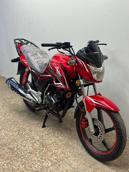 honda cb150f 2021 model ( 14000 used only ) 2