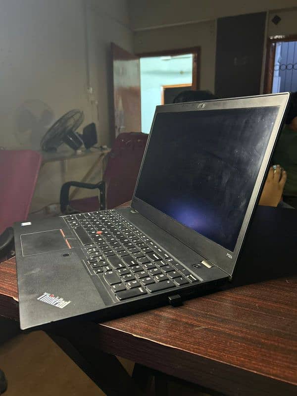 Lenovo Thinkpad P52s 4