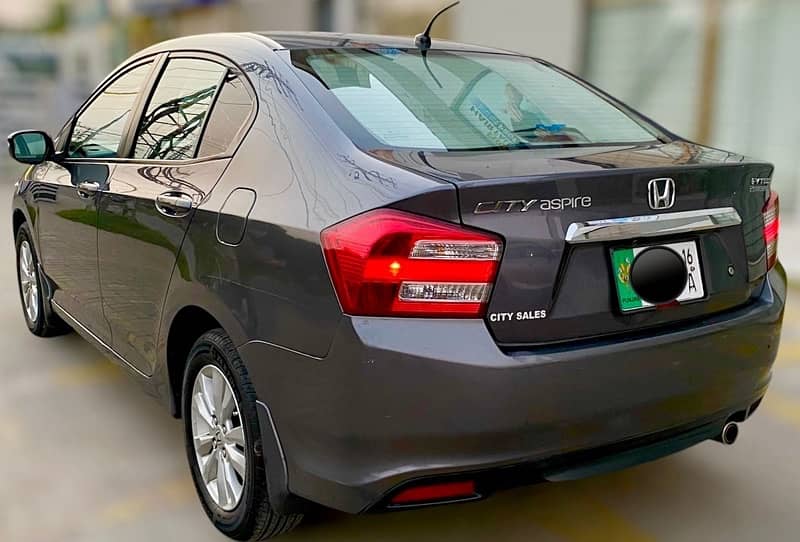 Honda City Aspire 2016 A automatic original car 1