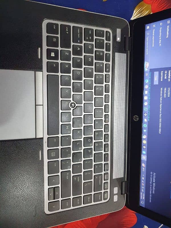 HP CORE i5 5gen 8gb ram 500gb hard 5