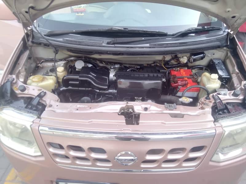 Nissan Otti 2010 5