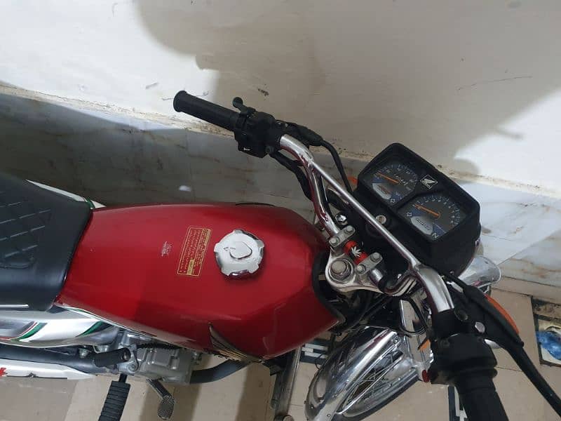 Honda 125 se 23 Model 1