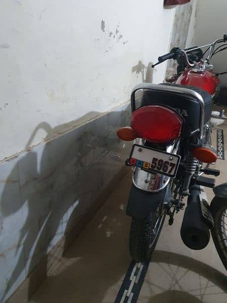 Honda 125 se 23 Model 2