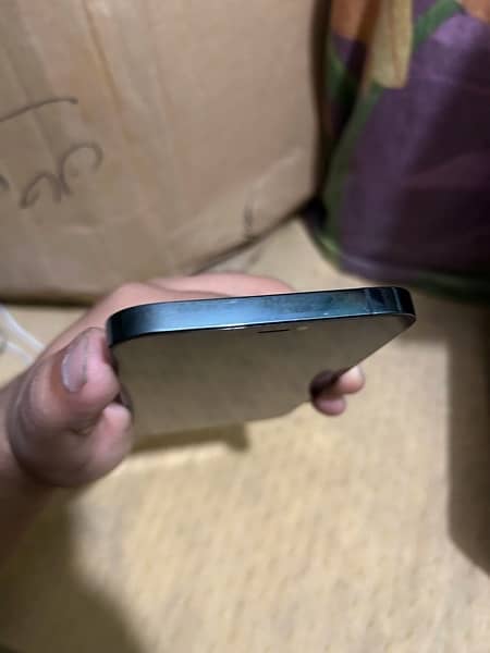 I phone 12 pro max 256gb 7