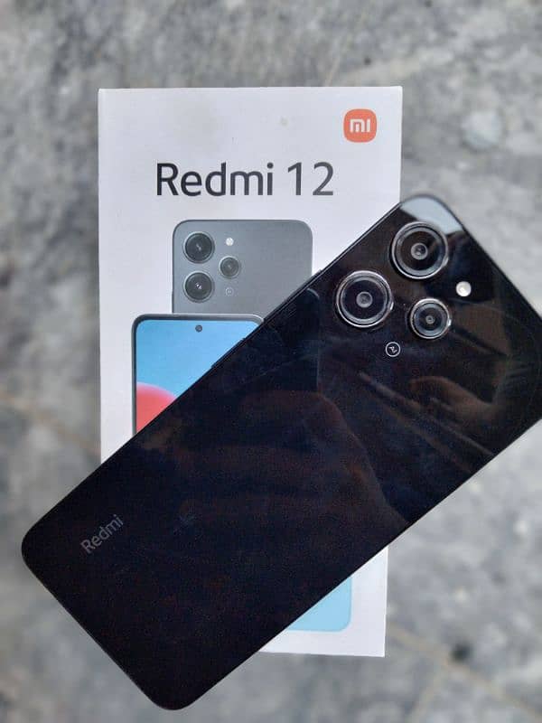 Redmi 12 8/128. . . 03281877567 3