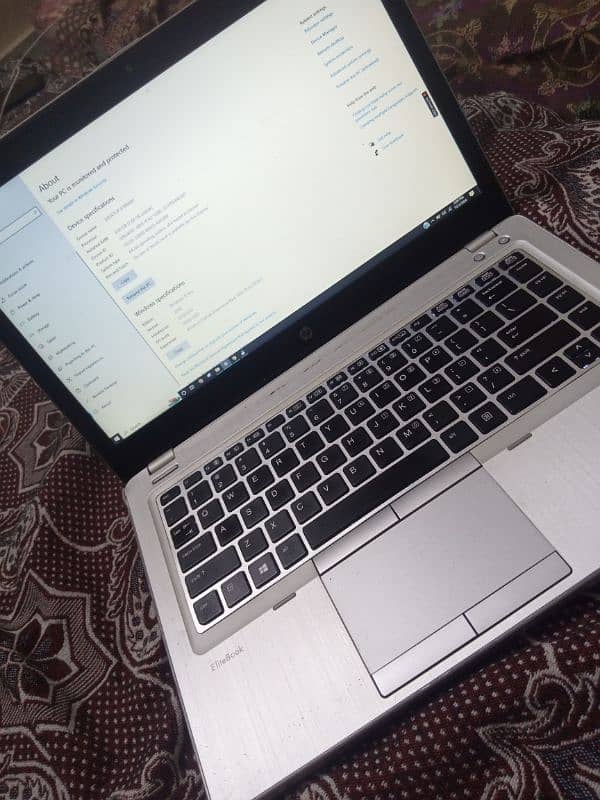 HP LAPTOP 6