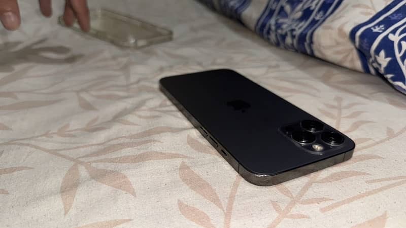 iPhone 12 Pro Max Non PTA 256 GB 4