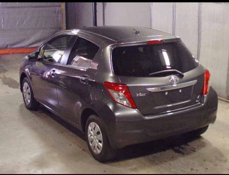 Toyota Vitz 2013 2