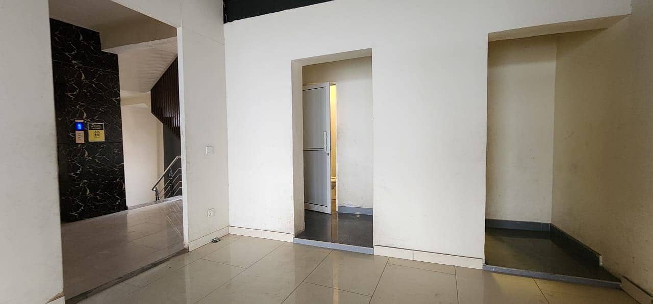 Commercial Office available for Rent in Johar Town 6