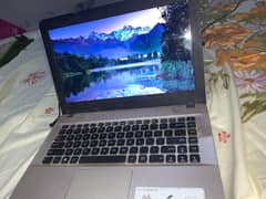 ASUS VIVOBOOK MAX