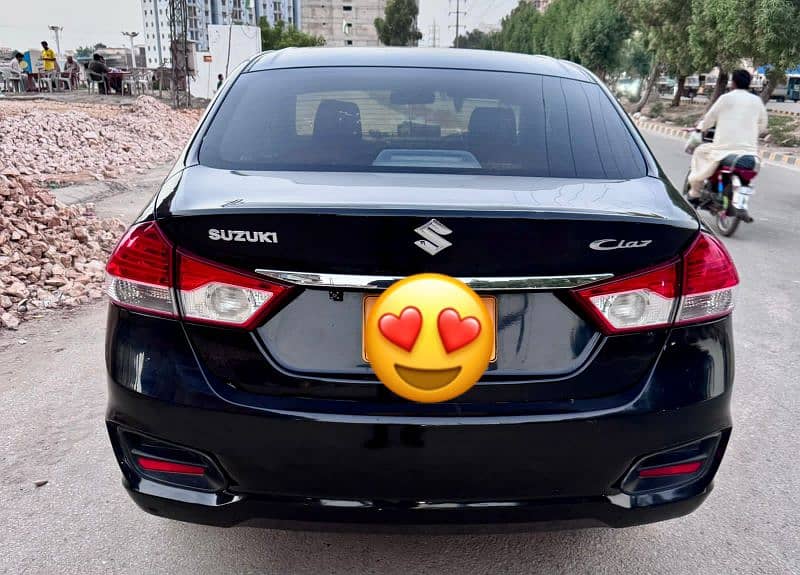 Suzuki Ciaz 2017 1