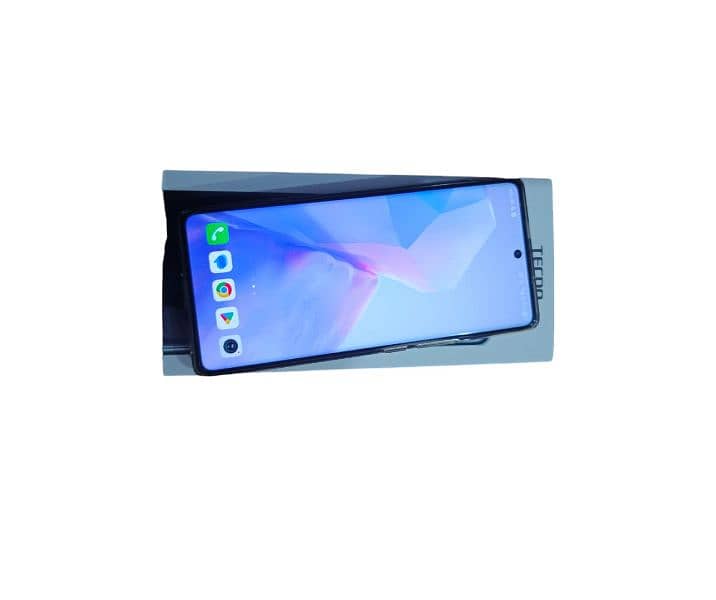 tecno spark 20 pro plus 4