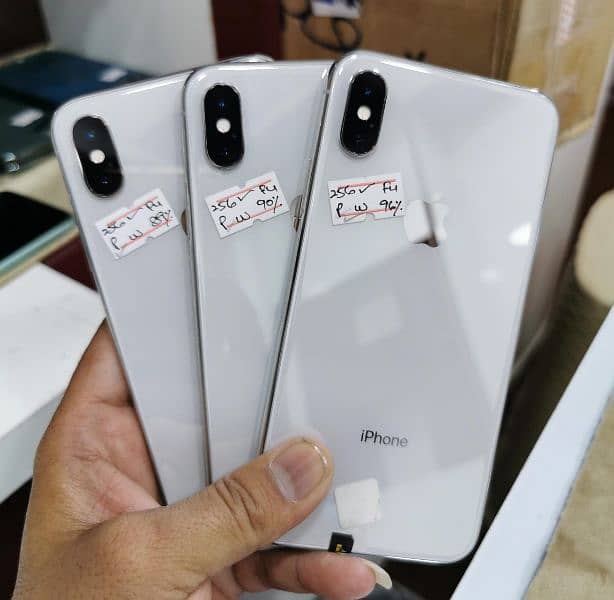 Iphone XR non PTA 41000 12