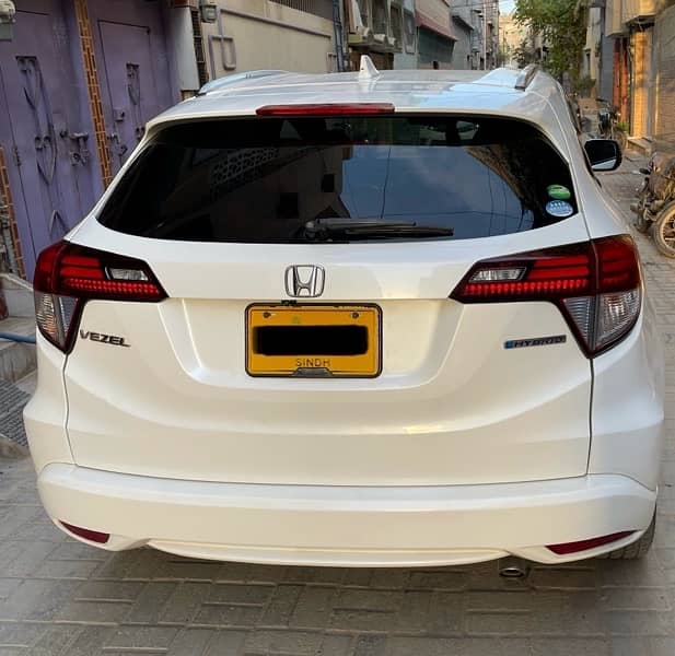 Honda Vezel Z package 2015 Bumper to bumper original 6