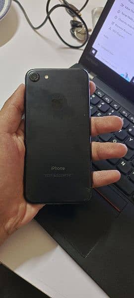 iphone 7 128 GB 3